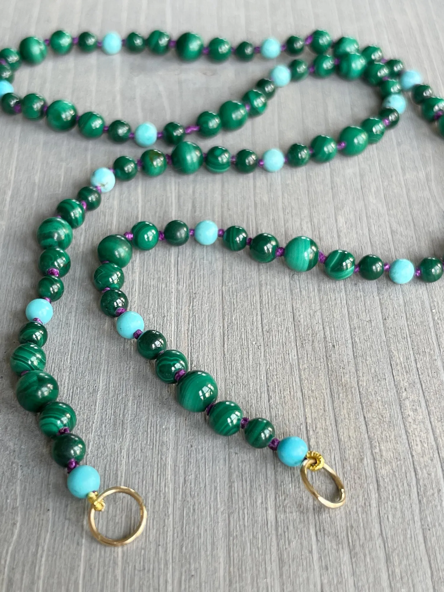 BOHEME GREEN BLUE BEAD OPEN CHAIN