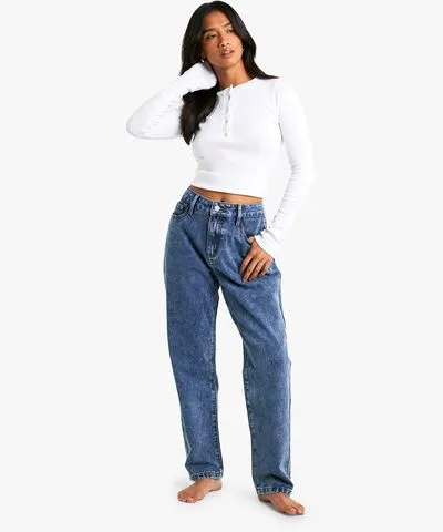 boohoo Womens Petite Basics Slim Mom Jean