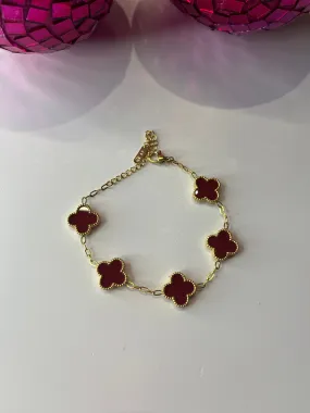 Clover Bracelet > Rich Red