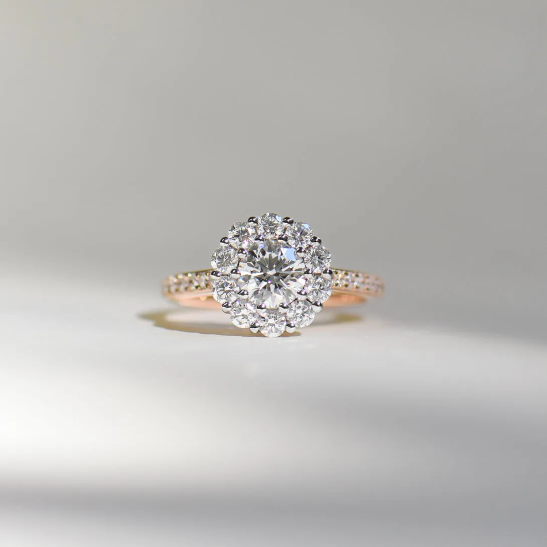 Danique | Round Brilliant Diamond Engagement Ring with Halo and Shoulder Stones