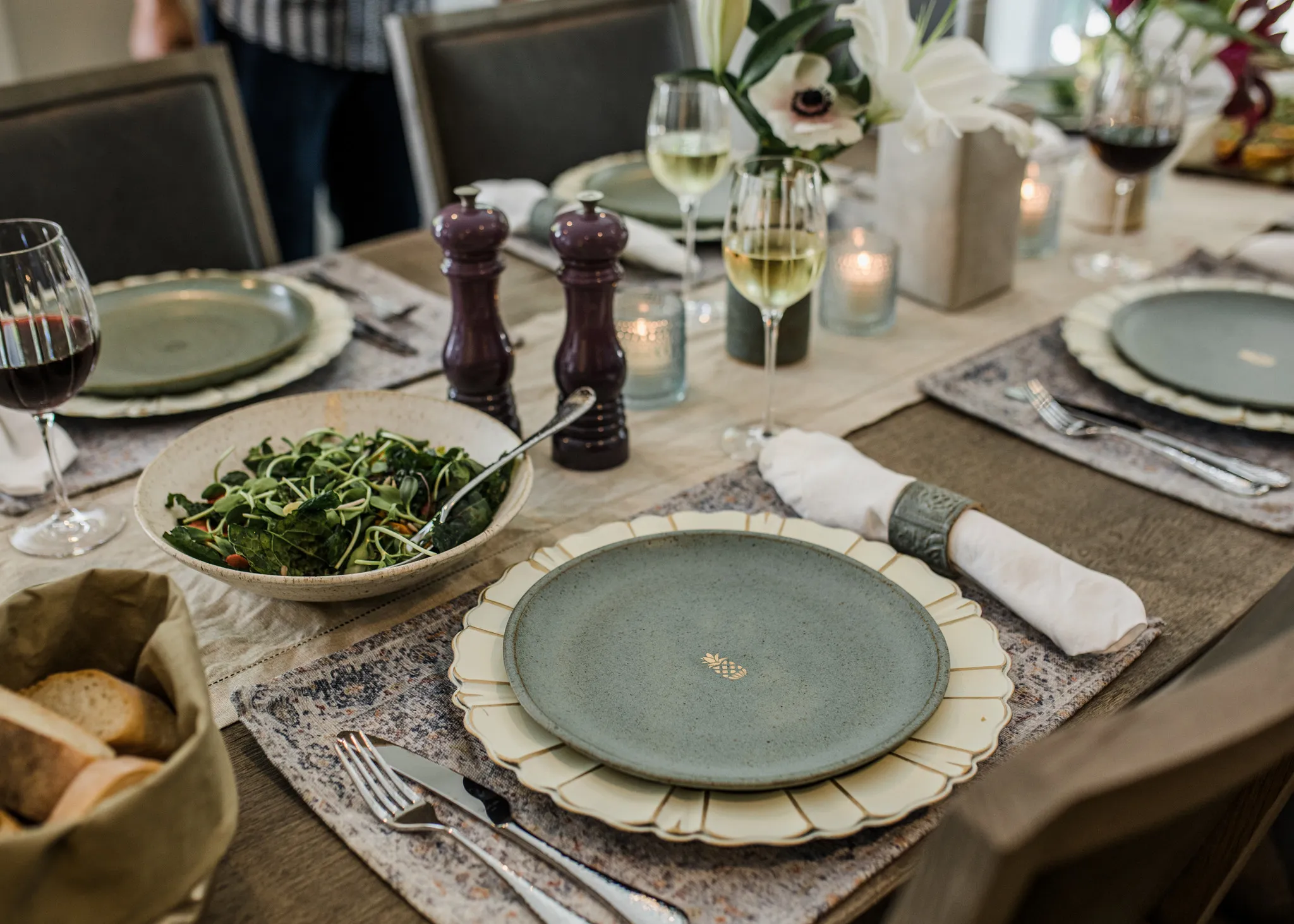 Dinner Plate in Tea Green