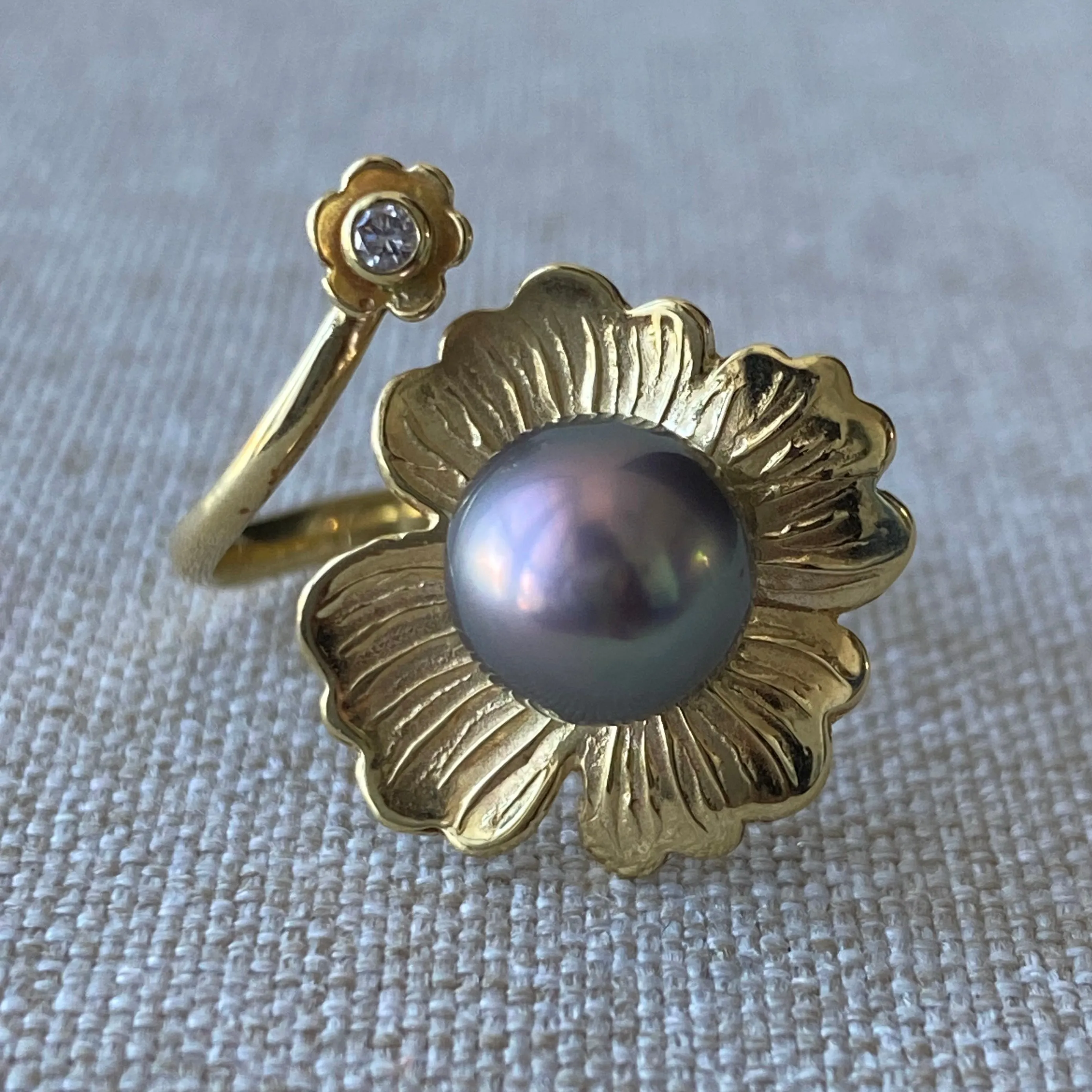 Flower Green/Pink Gem Grade Cortez Pearl 14K Gold Ring