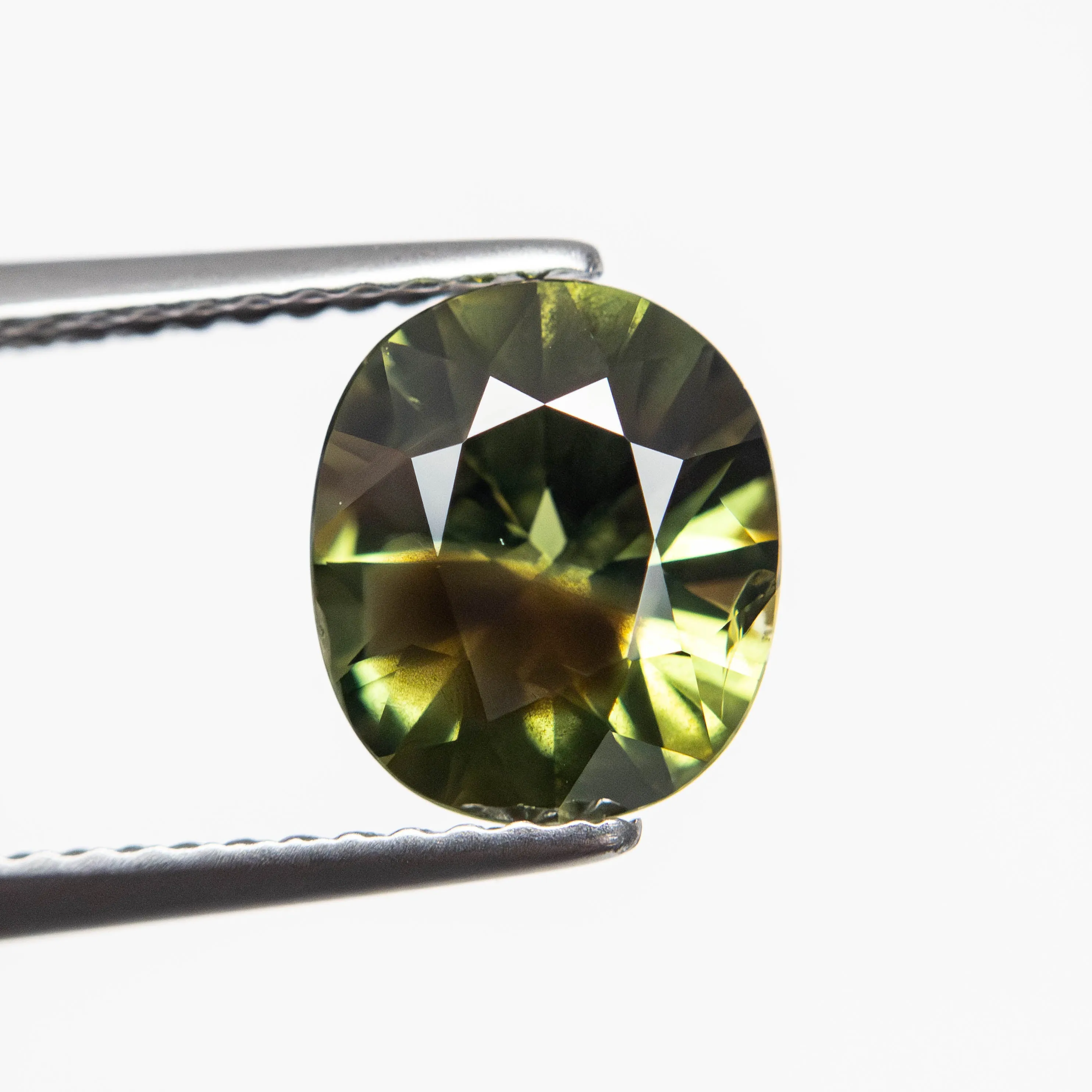 Green Brilliant Sapphire - 2.09ct Oval