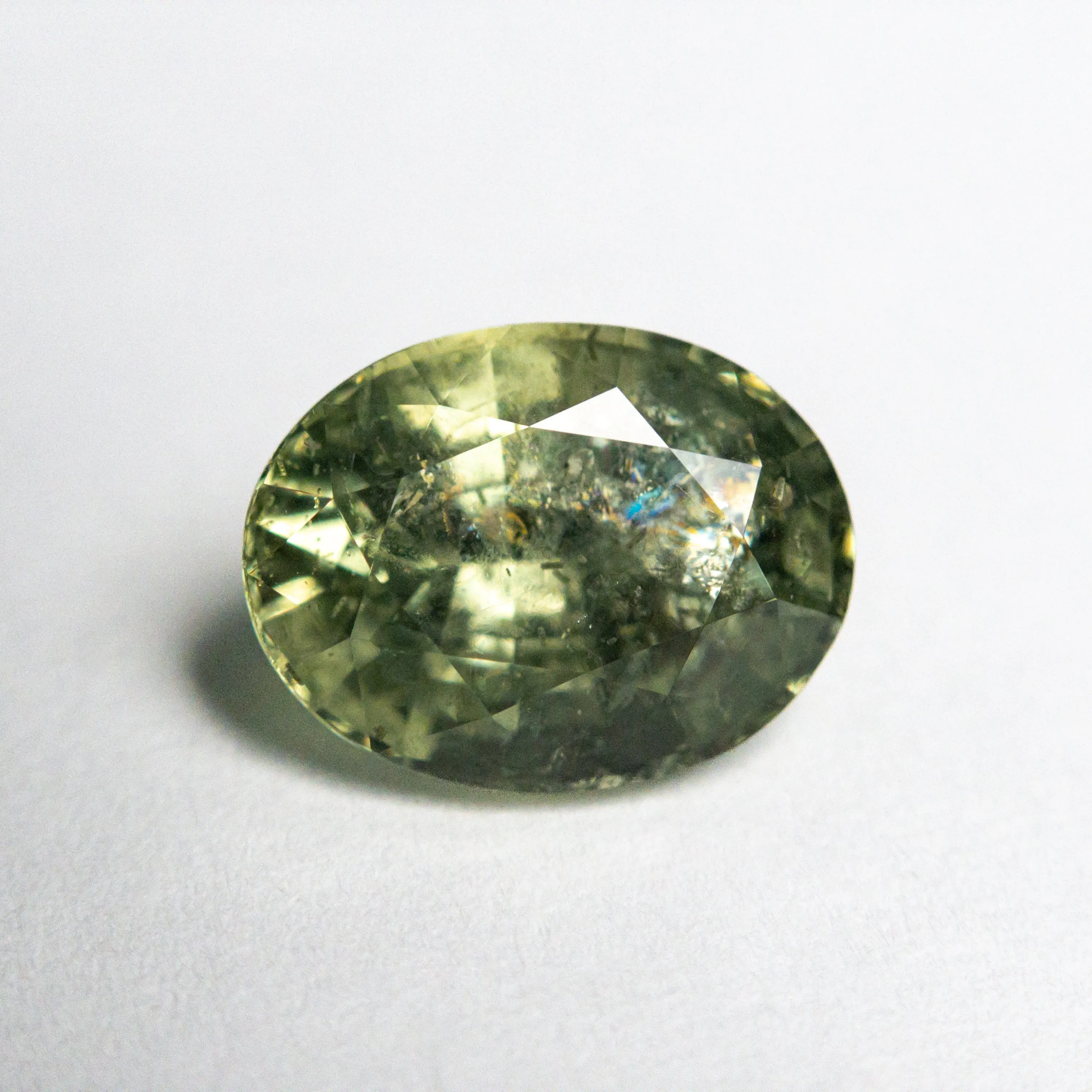 Green Brilliant Sapphire - 2.88ct Oval