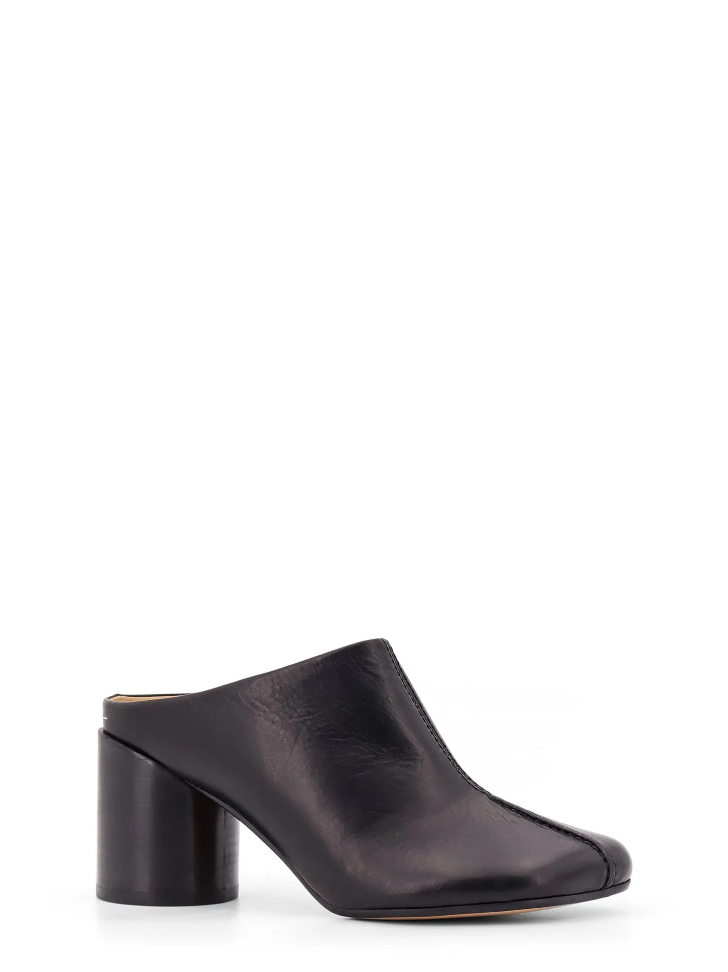 Leather mule with anatomic toe