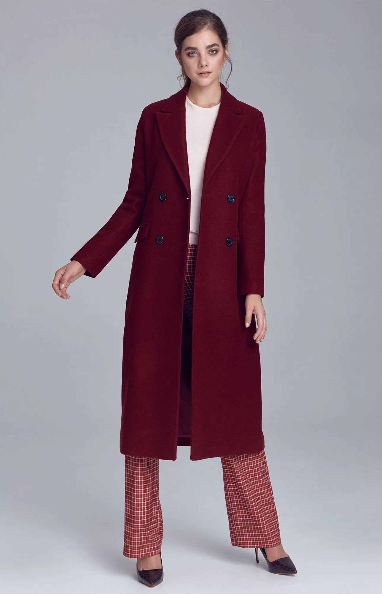 Manteau long double boutonnage bordeaux