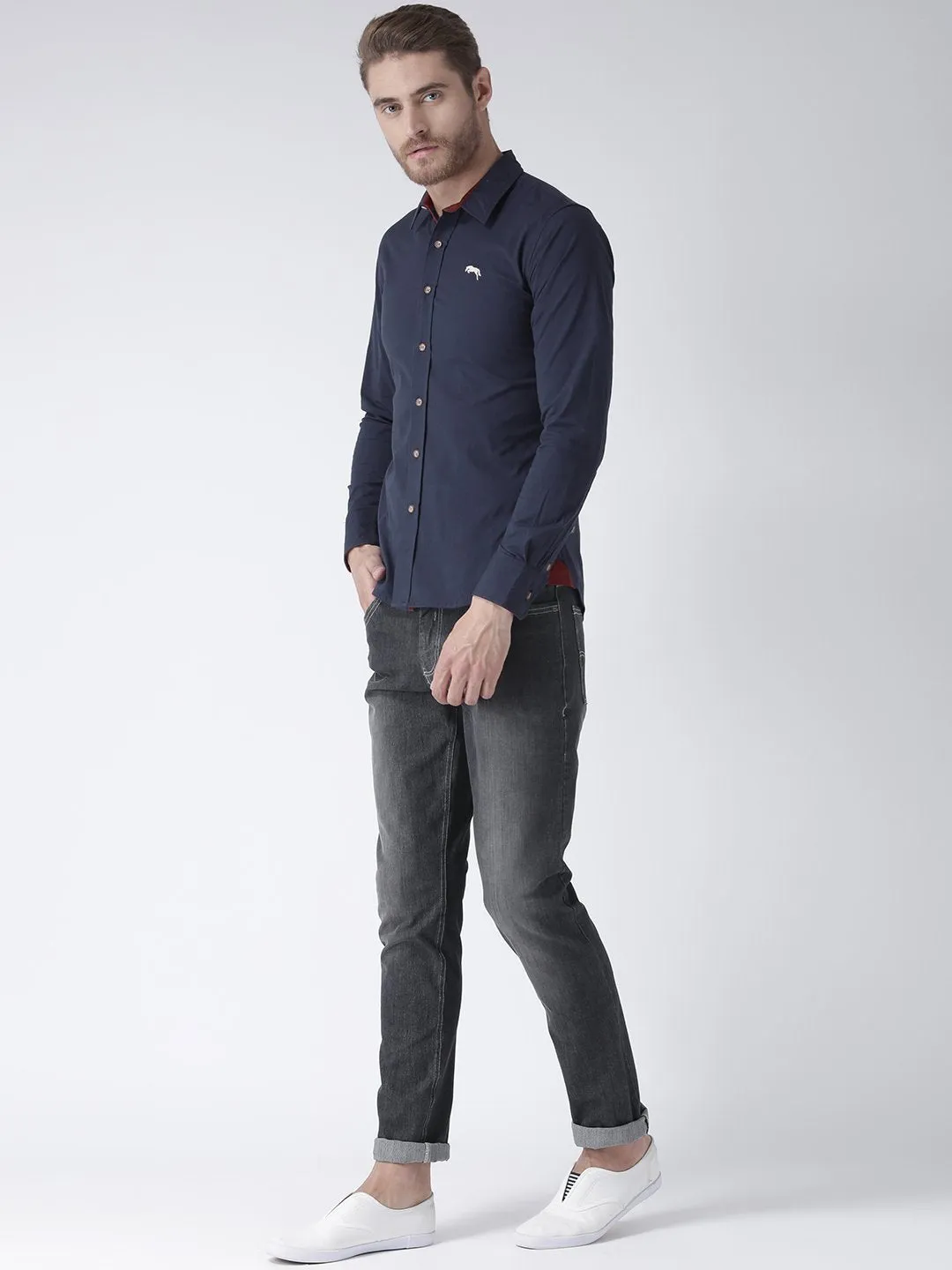 Men Navy Blue Slim Fit Solid Casual Shirt