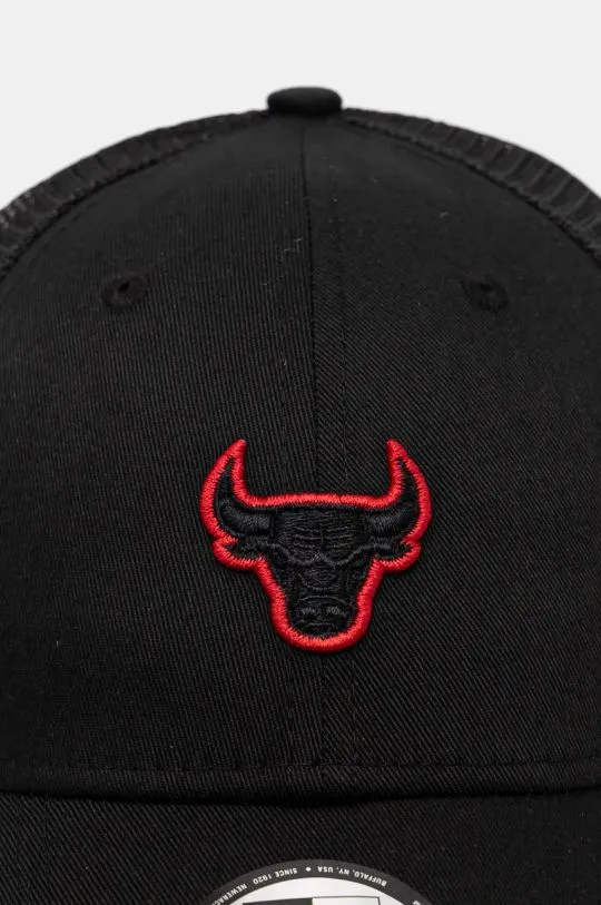 New Era baseball cap 9FORTY® TRUCKER CHICAGO BULLS black color with an application 60565547