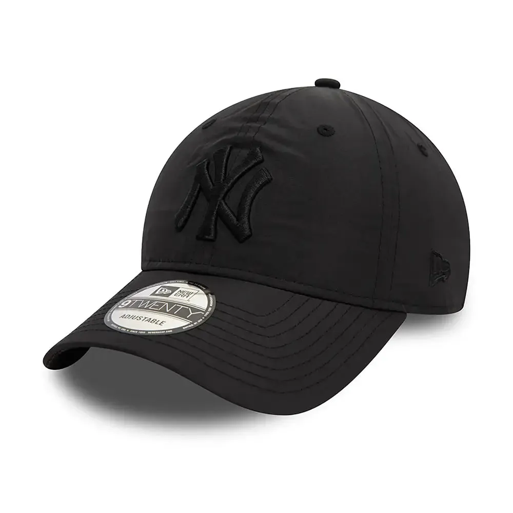 New York Yankees Nylon Black 9Twenty Adjustable Cap