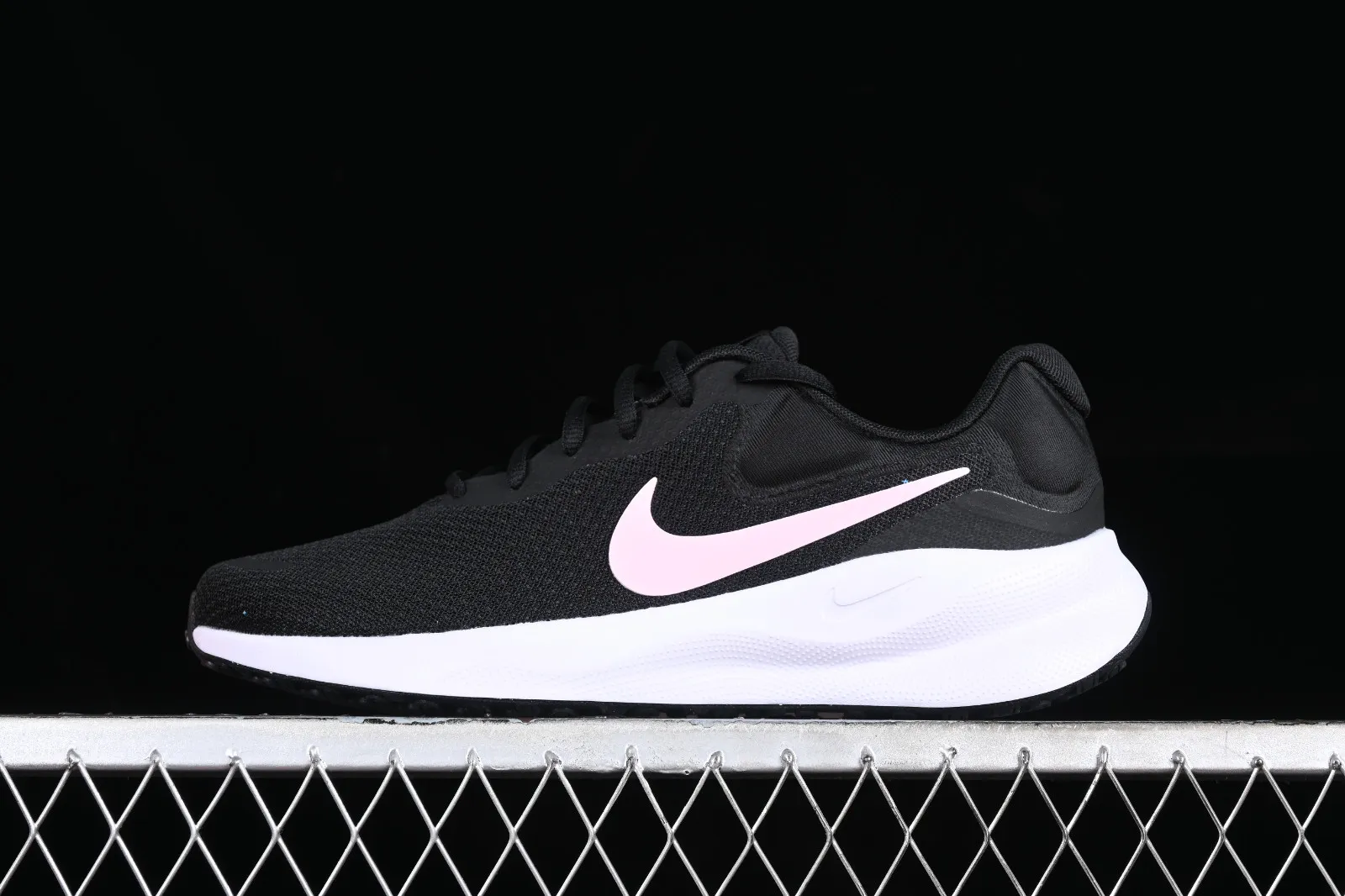 Nike Revolution 7 Black White Pink FB2208-004