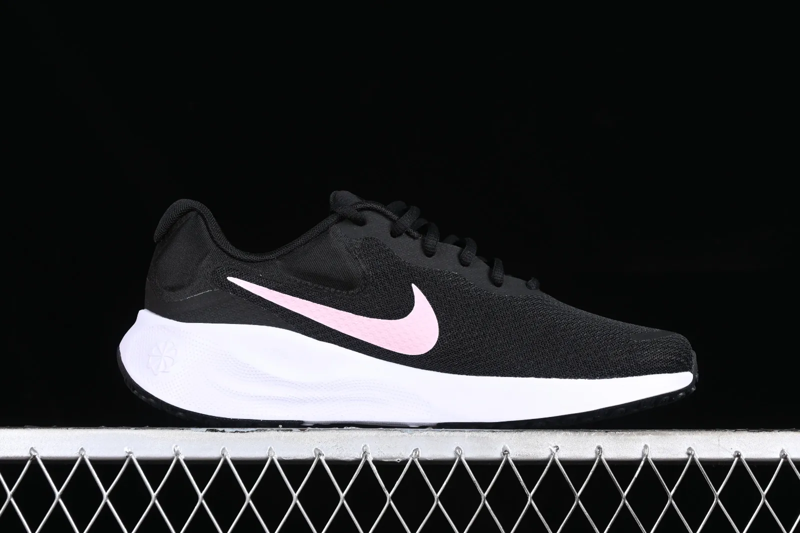 Nike Revolution 7 Black White Pink FB2208-004