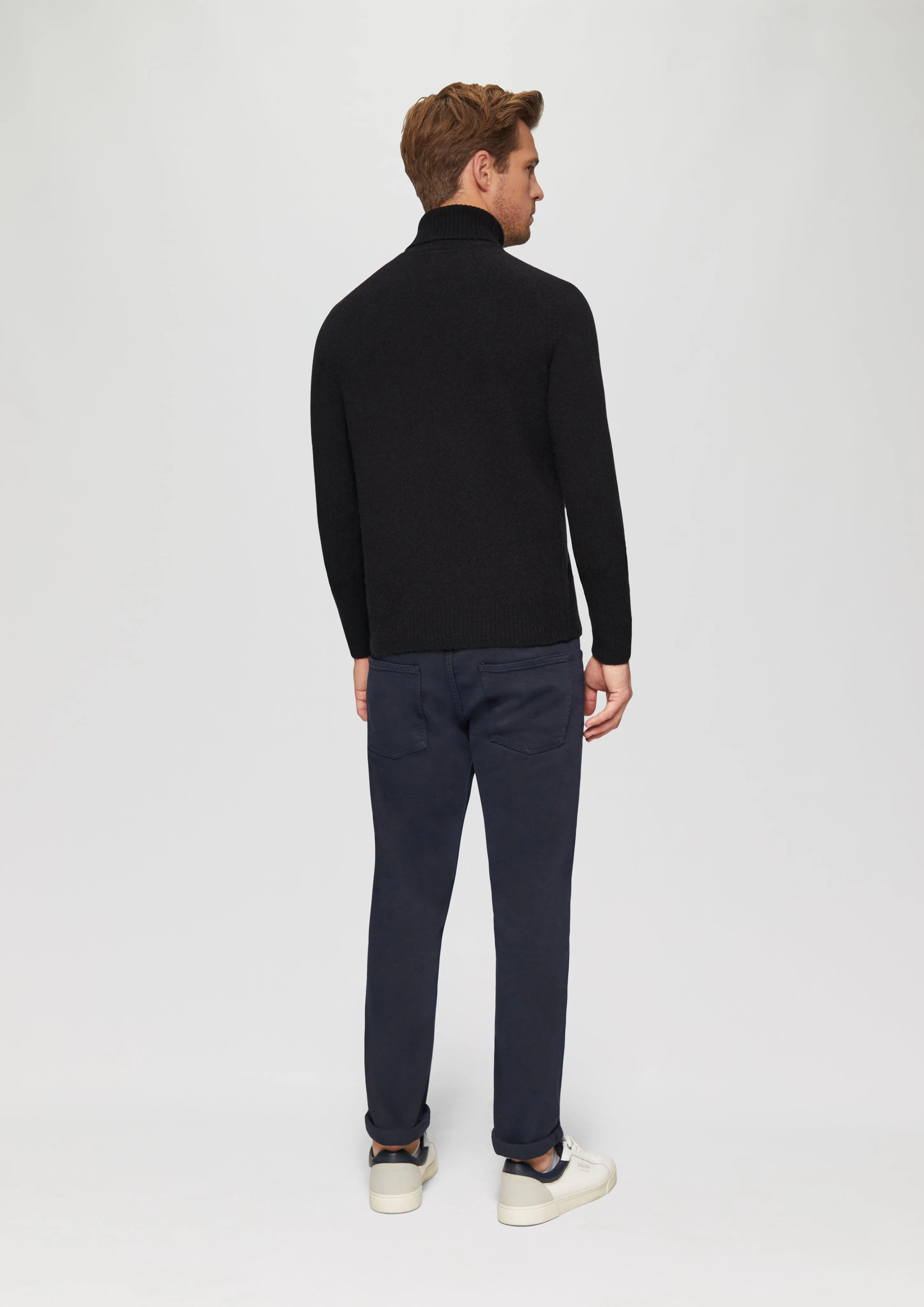 Polo neck jumper made of pure wool