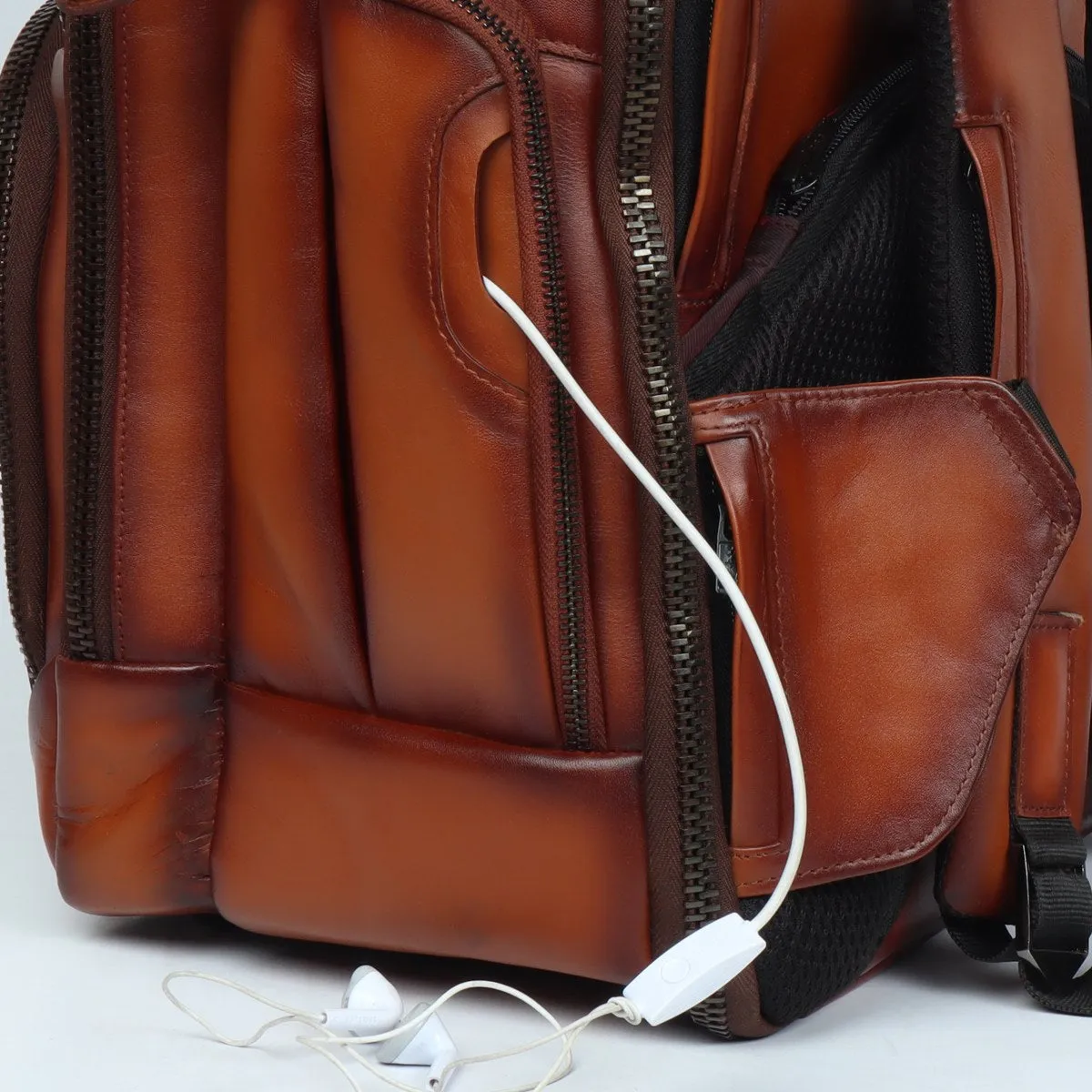 Super Functional Tan Leather Backpack by Brune & Bareskin