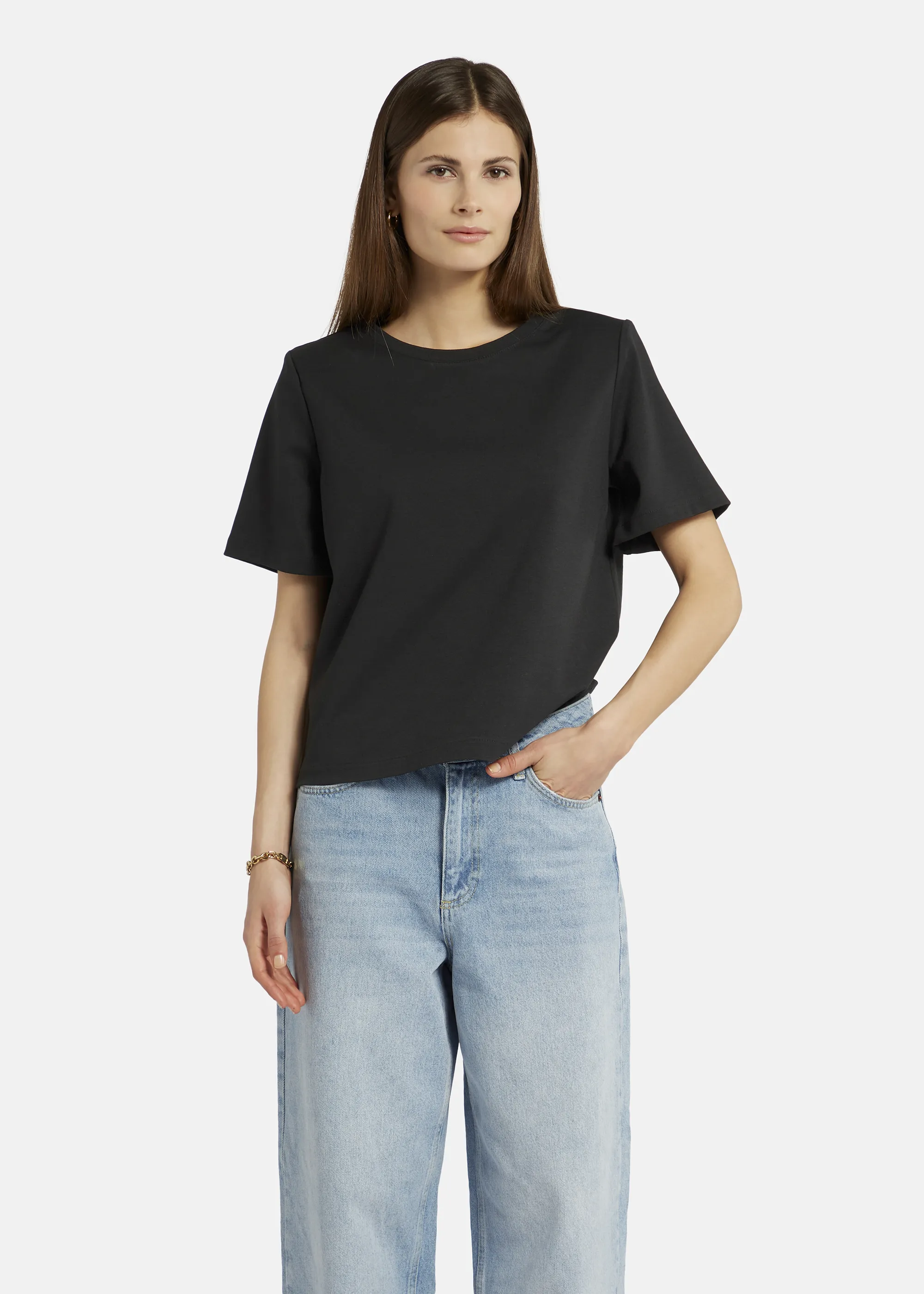 T-shirt with shoulder pads  -DILAWIA in BLACK