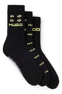 Three-pack of short-length socks with seasonal branding