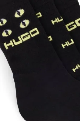 Three-pack of short-length socks with seasonal branding