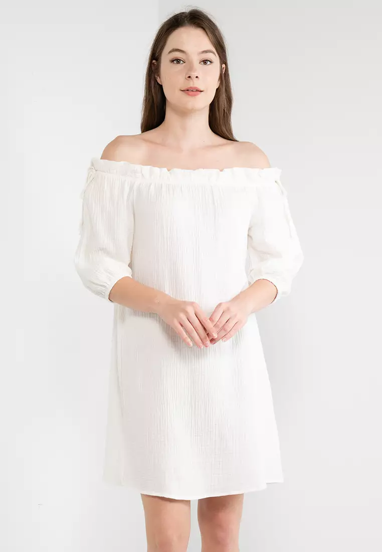 Tilla Thyra Shoulder Dress