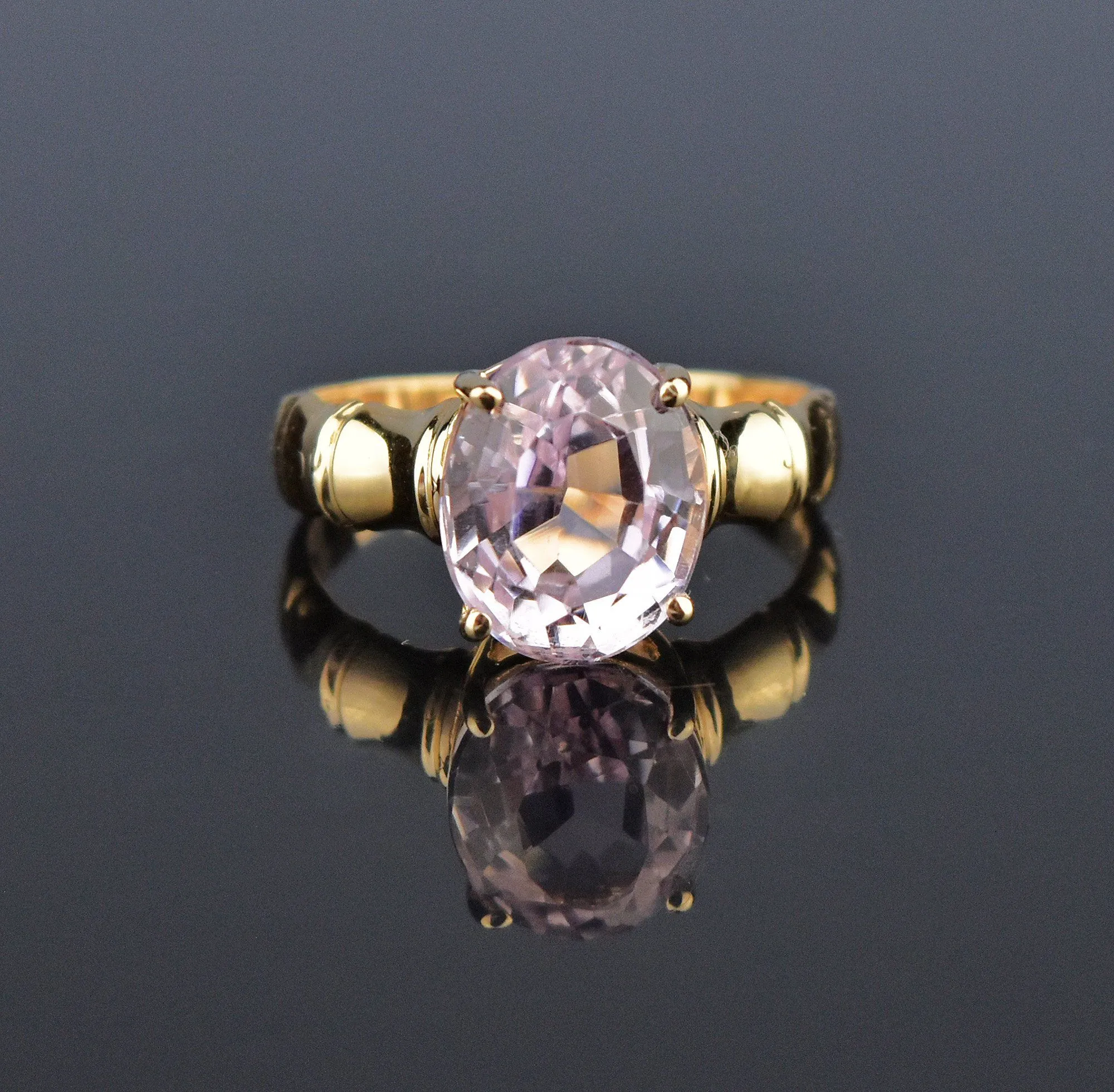 Vintage 14K Gold Lilac Pink Kunzite Solitaire Ring