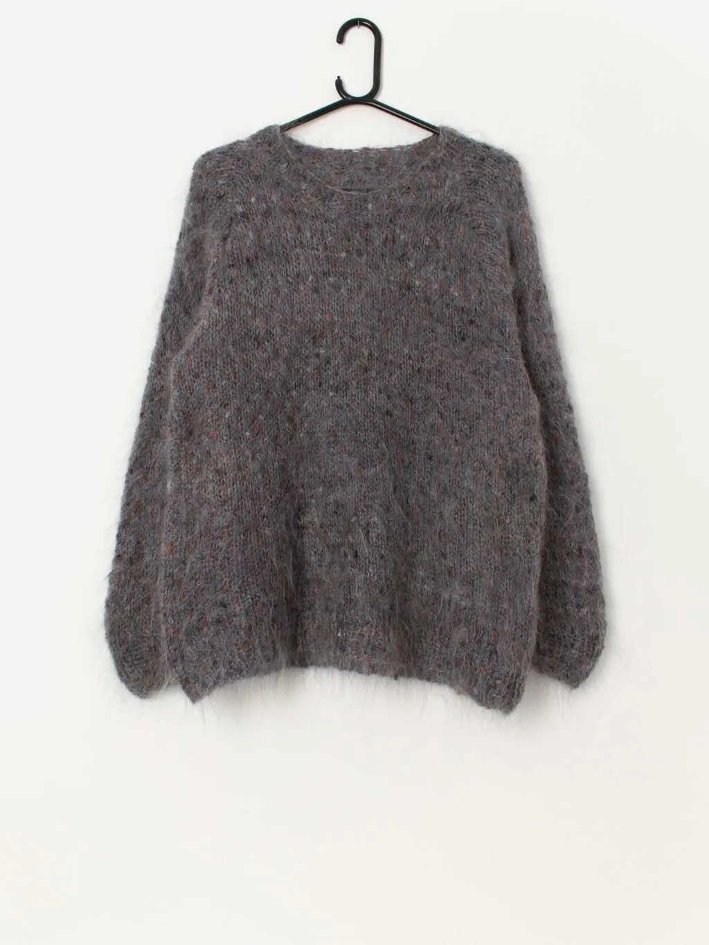 Vintage handknitted grey fluffy jumper – Medium / Large