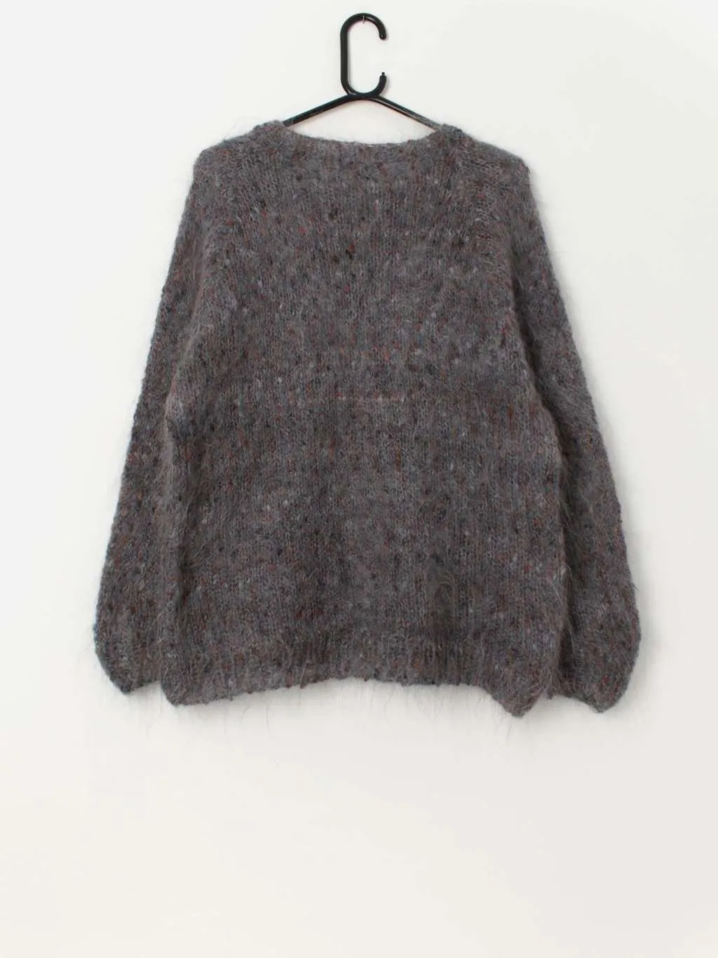 Vintage handknitted grey fluffy jumper – Medium / Large